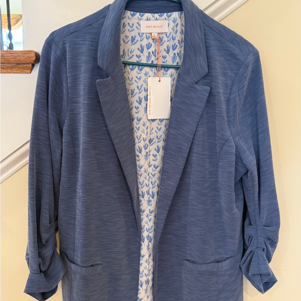 Skies Are Blue Textured Blue Blazer